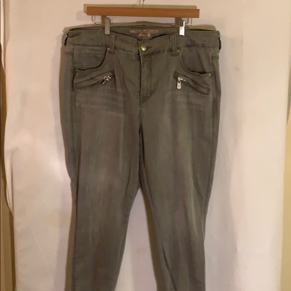 Melissa McCarthy Seven 7 pencil jeans